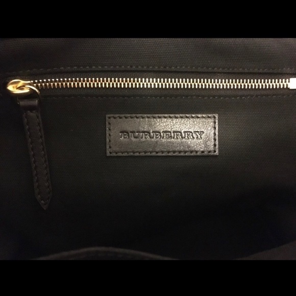 BURBERRY | Ashby Studded Check Canvas Tote - Picture 6 of 8